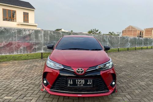 2021 Toyota Yaris 1.5 S CVT GR Sport 7 AB