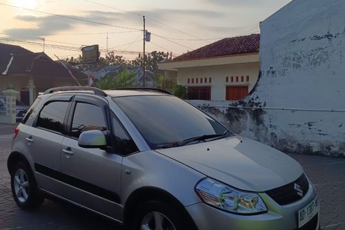 Old 2009 Suzuki SX4 S Cross AT