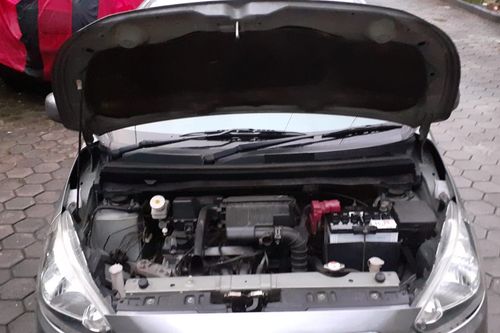 2016 Mitsubishi Mirage GLX bekas