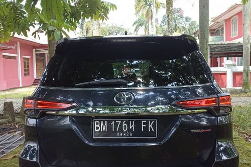 Beli mobil bekas