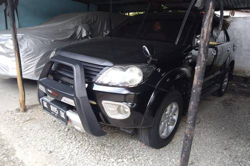 2009 Toyota Fortuner  2.7 V AT bekas