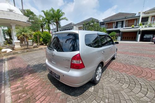 2013 Nissan Grand Livina 1.5 XV AT bekas