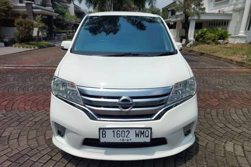 2013 Nissan Serena  2.0L Highway Star bekas