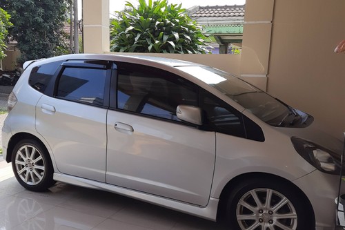 Used 2013 Honda Jazz RS MT