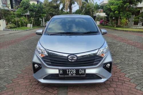 2021 Daihatsu Sigra 1.2 R MT bekas