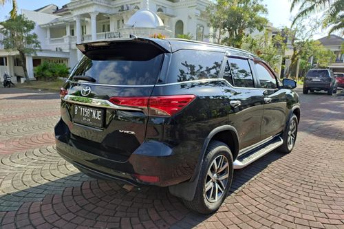 Beli mobil bekas