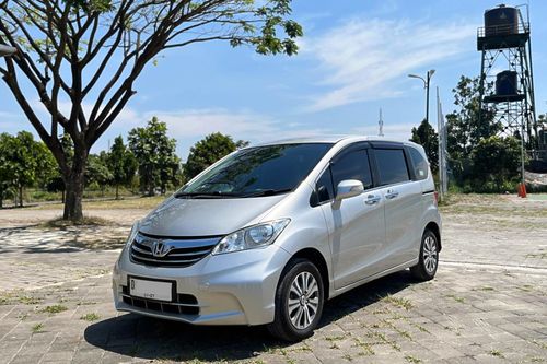 2012 Honda Freed E(PSD)A/T tua