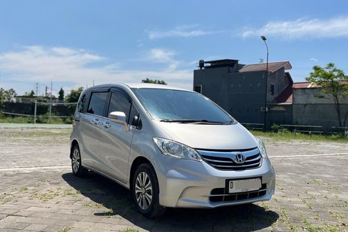 Beli mobil bekas