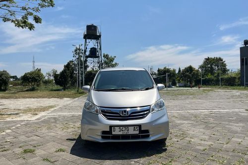 2012 Honda Freed E(PSD)A/T bekas