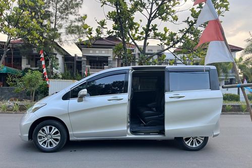2012 Honda Freed E(PSD)A/T bekas