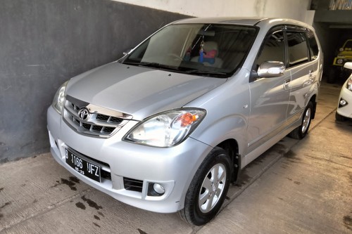 2011 Toyota Avanza  1.3 G MT