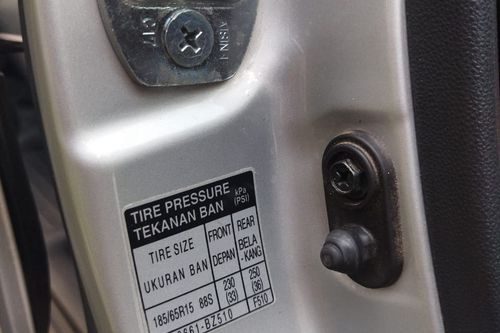 Used 2015 Toyota Avanza Veloz 1.5L MT