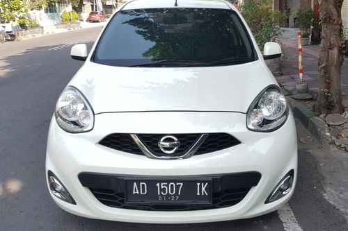 2015 Nissan March  1.2 MT