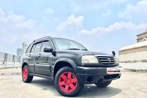 2002 Suzuki Escudo 2.0 A/T bekas