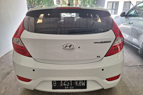 Beli mobil bekas