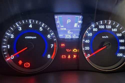 2013 Hyundai Grand Avega GL AT tua