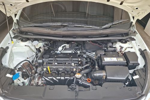 Dijual 2013 Hyundai Grand Avega GL AT bekas