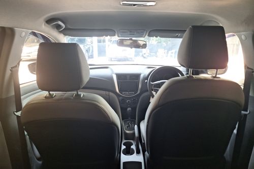 2013 Hyundai Grand Avega GL AT bekas