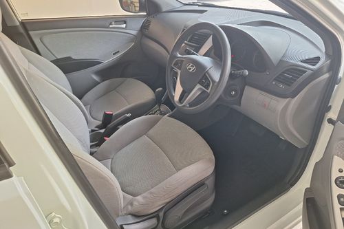 2013 Hyundai Grand Avega GL AT bekas