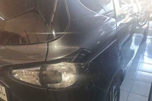 Old 2016 Toyota Sienta 1.5L V MT