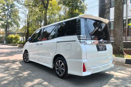 Second hand 2019 Toyota Voxy 2.0 CVT 