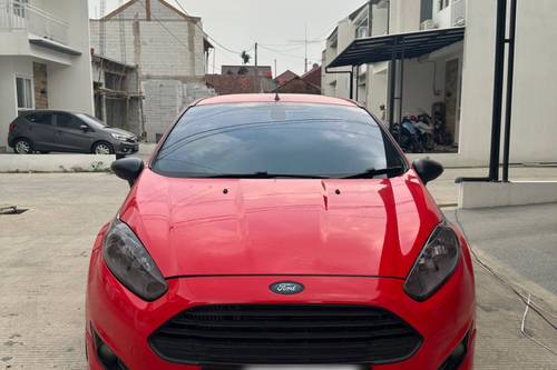 2014 Ford Fiesta  1.0L SPORT AT bekas