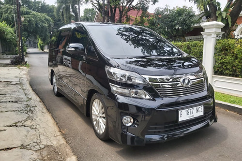 2012 Toyota Vellfire  2.4 ZG AT PREMIUM SOUND bekas