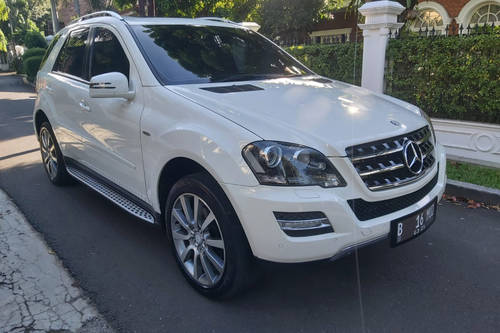 Second Hand 2010 Mercedes Benz ML-Class ML 350 NEW