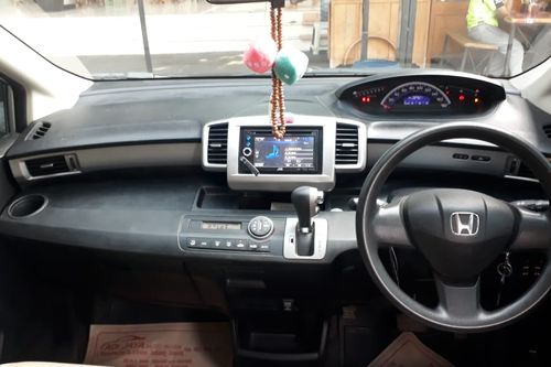 Beli mobil bekas