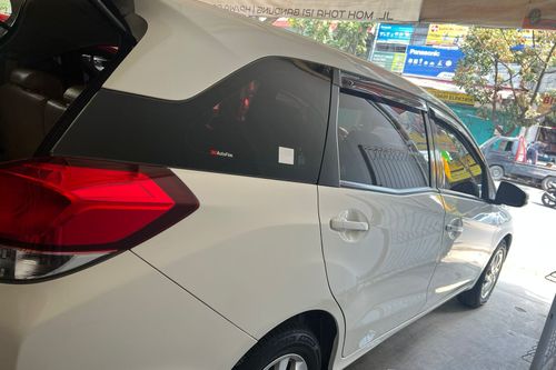 Beli mobil bekas