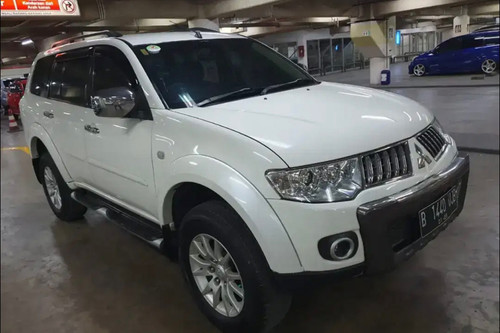 2012 Mitsubishi Pajero Sport  Dakar 4x4 bekas
