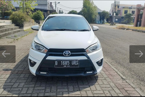 2015 Toyota Yaris  G AT