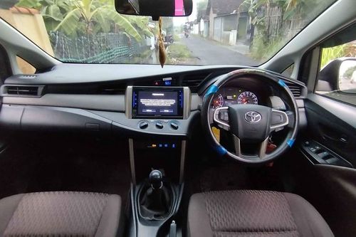 Beli mobil bekas