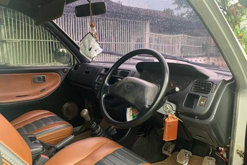 Beli mobil bekas