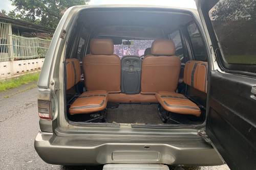 1997 Toyota Kijang Innova 1.8L LGX bekas