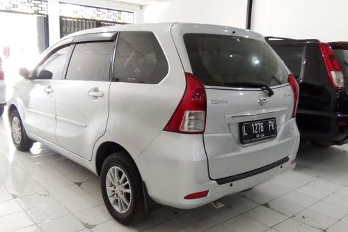 2015 Daihatsu Xenia  R DLX