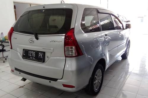 2015 Daihatsu Xenia  R DLX