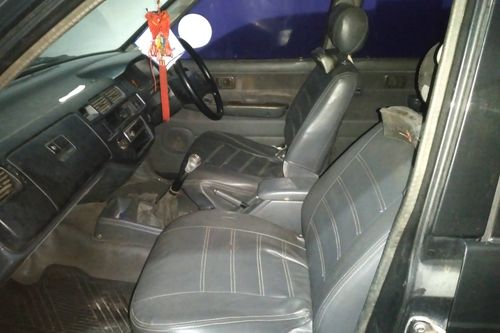Dijual 2000 Toyota Kijang Innova 1.8L SGX bekas