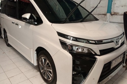 Used 2018 Toyota Voxy 2.0L AT