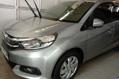 Second hand 2017 Honda Mobilio E CVT AT 