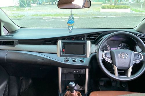 Old 2017 Toyota Kijang Innova 2.0 G MT