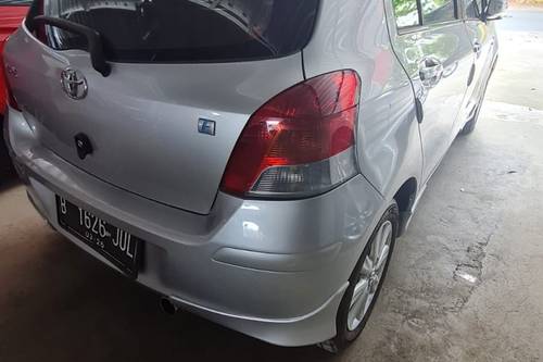 2013 Toyota Yaris E 1.5L AT tua