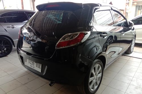 Old 2012 Mazda 2 Sedan S A/T