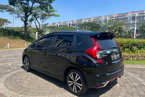 Dijual 2020 Honda Jazz RS CVT bekas