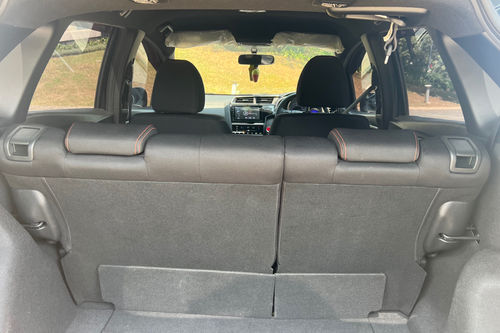 Beli mobil bekas