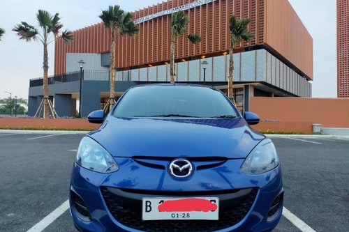 2010 Mazda 2  HB IPM V M/T bekas