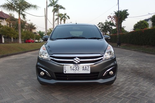 2017 Suzuki Ertiga  GX ABS MT