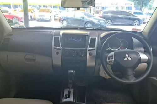 2010 Mitsubishi Pajero Sport Exceed AT 4x2 bekas
