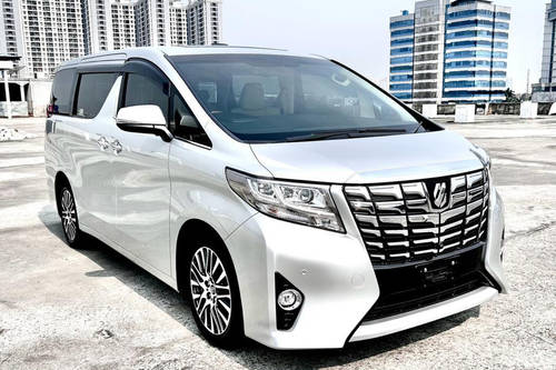 2017 Toyota Alphard  2.5 G bekas