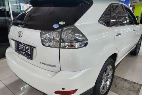 Second hand 2011 Toyota Harrier 2.0 ADVANCE PACKAGE 